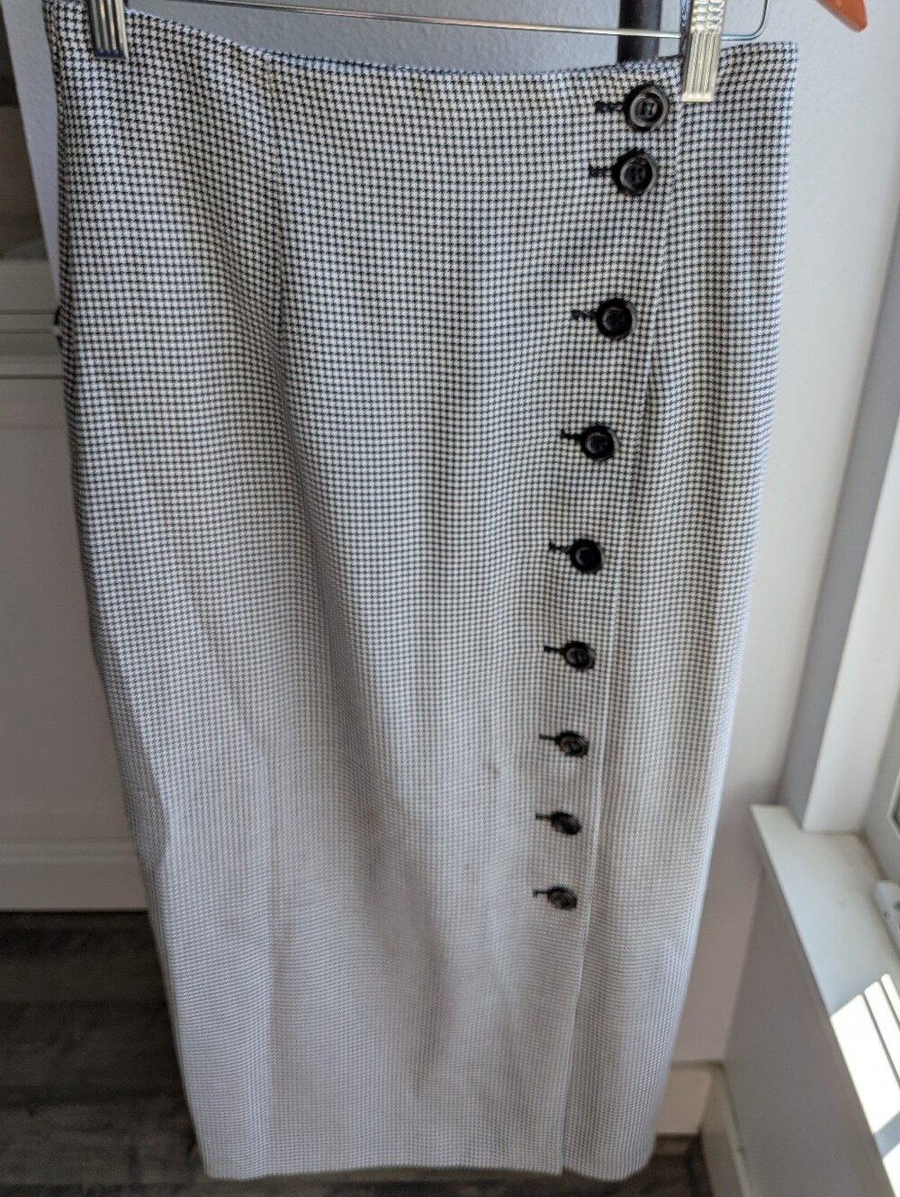 VTG Apart Impressions Houndstooth Maxi Skirt Button Accent High Slit Size 8